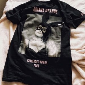 Ariana grande Concert t-shirts